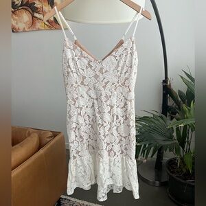 Morrisday The Label Lace Dress